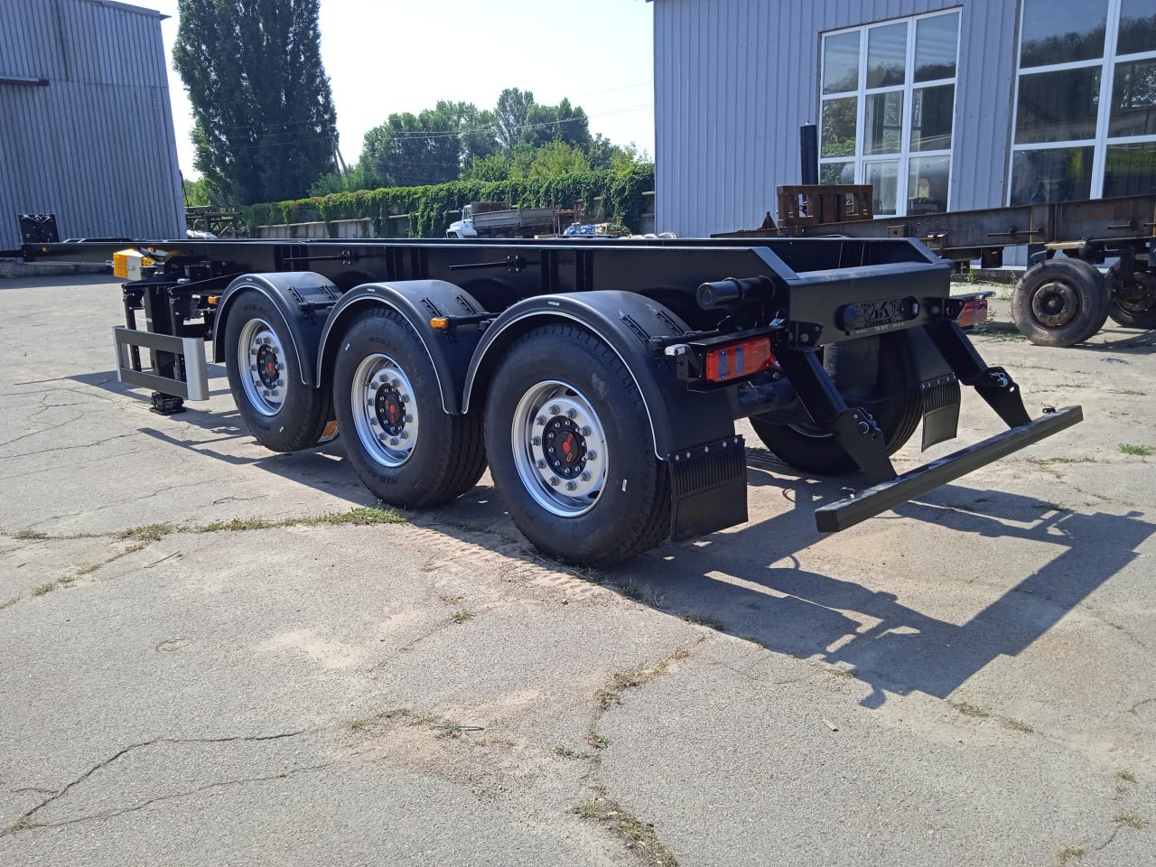 Напівпричіп PA-Pplatform 30-3